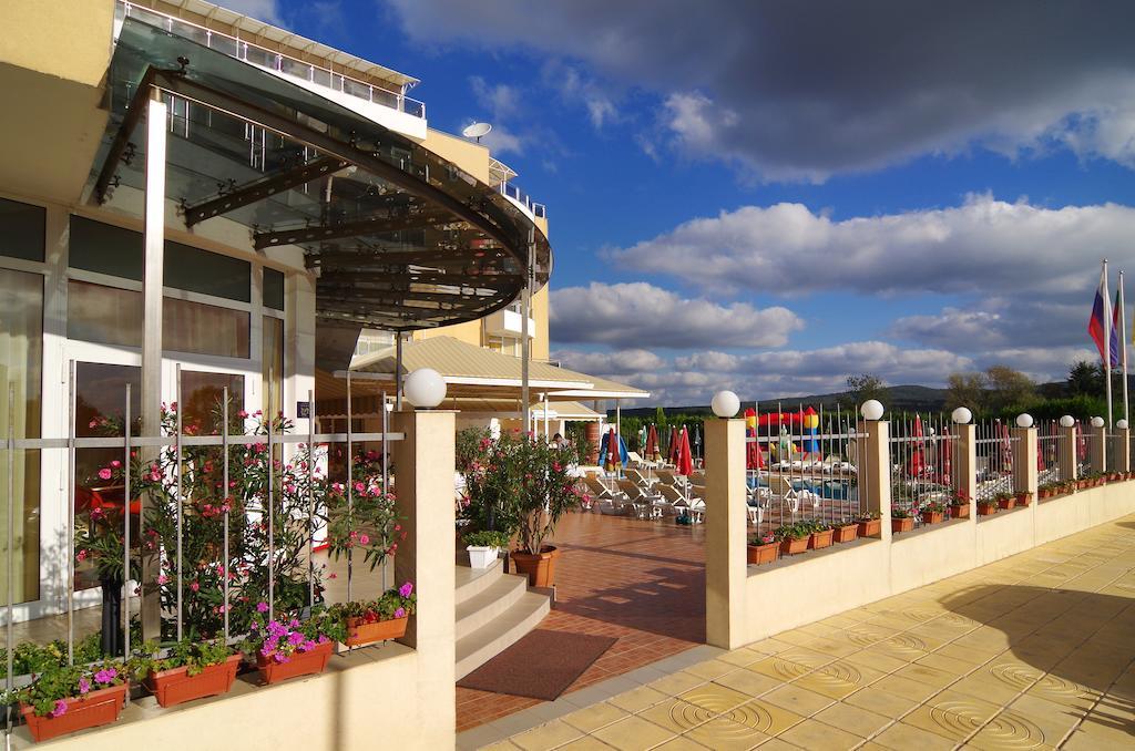 Hotel Plamena Palace Primorsko Exterior foto